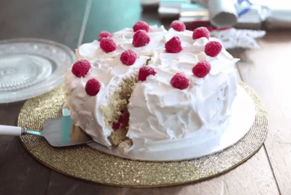 Thumbnail for Yummy Snowy Meringue Coconut and Lime Cake