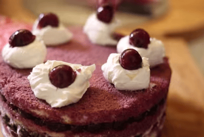 Thumbnail for A Easy Non Bake Christmas Gateaux