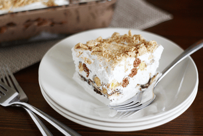 Thumbnail for Delighful Cinnamon Toast Crunch Dessert Lasagna