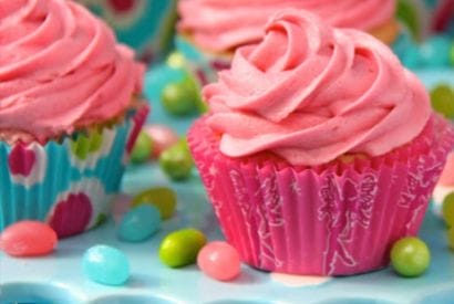 Thumbnail for Vanilla Cupcake Recipe With A Creamy Fresh Strawberry Frosting