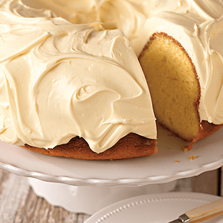 An Amazing Lucious Lemon Pound Cake To Make