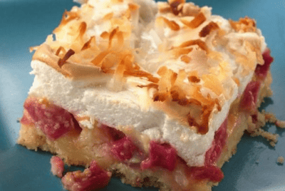 Thumbnail for What A Heavenly Rhubarb Meringue Dessert