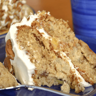 How To Make A Delicious Hummingbird Cake