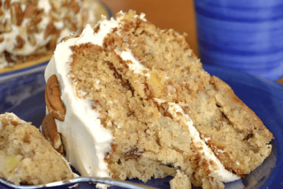 Thumbnail for How To Make A Delicious Hummingbird Cake