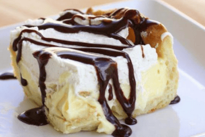 Thumbnail for Love This Fantastic Eclair Cake