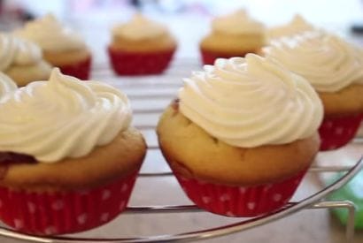 Thumbnail for Delicious Strawberry Cupcakes With Cream Cheese Frosting