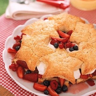 A Wonderful Star-Spangled Shortcake Recipe