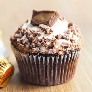 A Peanut Butter Cake Recipe For These Wonderful Cup Cakes