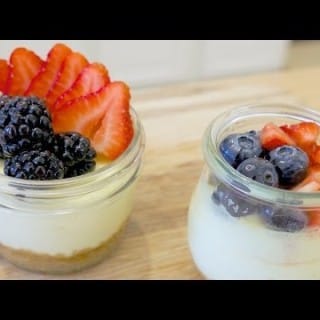 I Love These Simple Mason Jar Cheesecake Recipe, Great for the Weekend