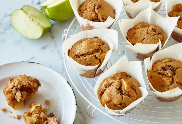 A Super Basic Recipe For Apple Cinnamon Muffins