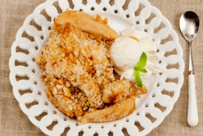 Thumbnail for A Old-Fashioned Apple Brown Betty Recipe