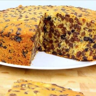An Amazing Fruit Cake Recipe With Just 3 Ingredients