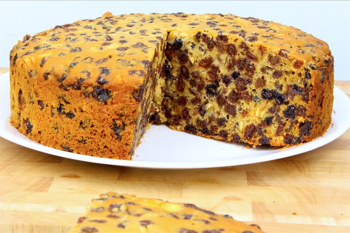 An Amazing Fruit Cake Recipe With Just 3 Ingredients