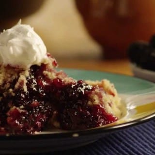 How To Make A Delicious Blackberry Cobbler