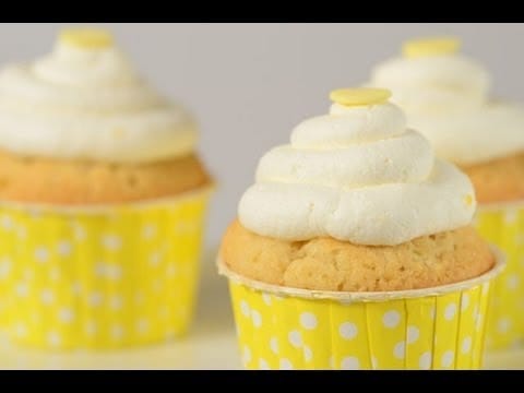 A Touch Of Delight With These Lemon Cupcakes