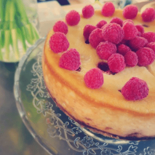 A Delightful Classic Raspberry Cheesecake Recipe