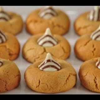 How To Make Pea Nut Butter Blossoms