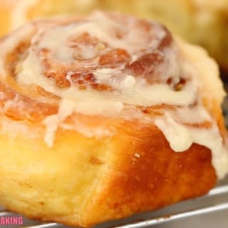 One Of The Best-Ever Cinnamon Roll Recipe