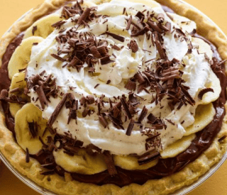 Thumbnail for A Easy To Make Chocolate Banana Cream Pie