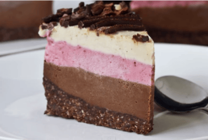 Thumbnail for A Wonderful Raw Vegan Neapolitan Ice Cream Cake