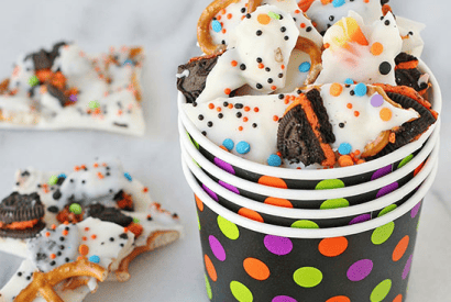 Thumbnail for Wonderful Halloween Candy Bark To Make