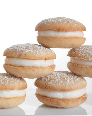 How To Make Banana Whoopie Pies