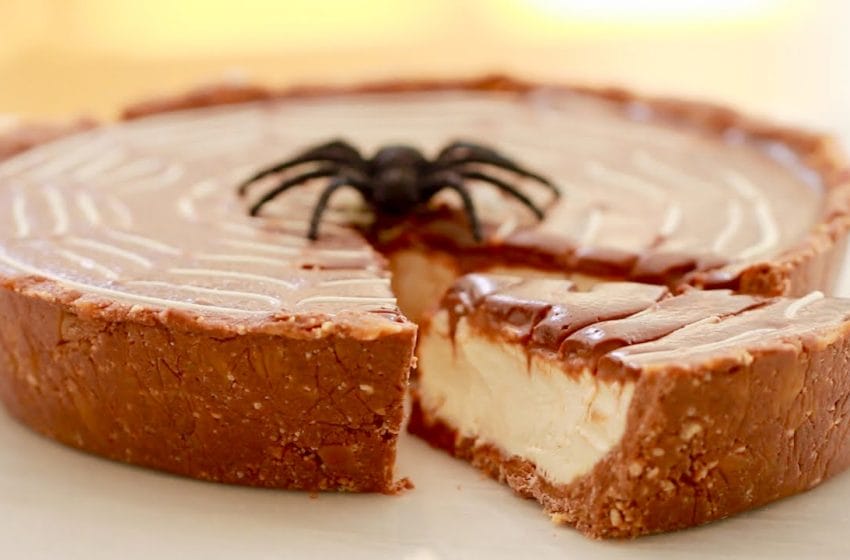 A Really Yummy Non -Bake Twix Pie for Halloween