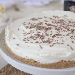 Delicious Creamy Baileys Cheesecake