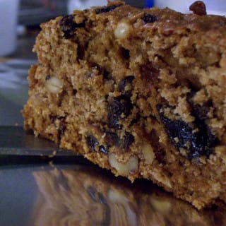 A Date And Walnut Cake To Bake