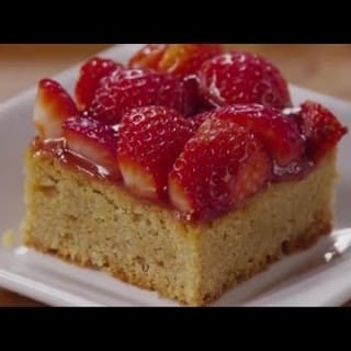 What Delicious Looking Strawberry Dessert Bars