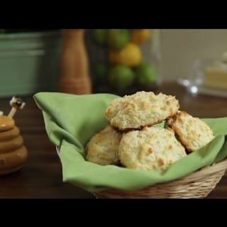 How to Make 7UP Biscuits With Just 4 Ingredients