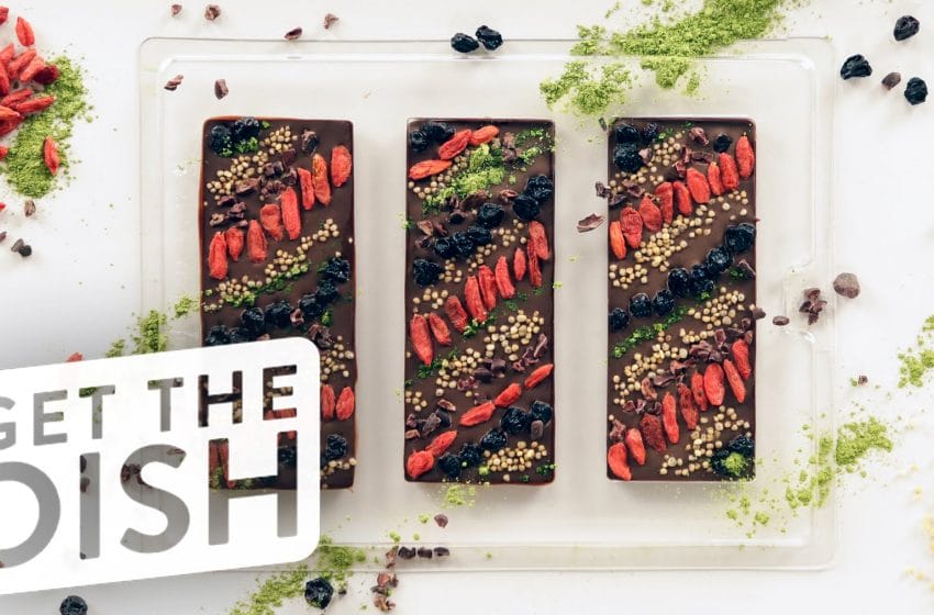 How To Make A Fantastic Superfood Chocolate Bar To Snack On