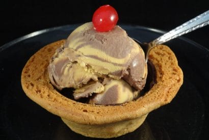 Thumbnail for How To Make A Peanut Butter Edible Bowl For Your Ice Cream