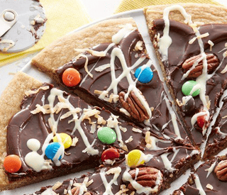 Thumbnail for A Chocolate Pizza To Make That Is A Cookie Recipe
