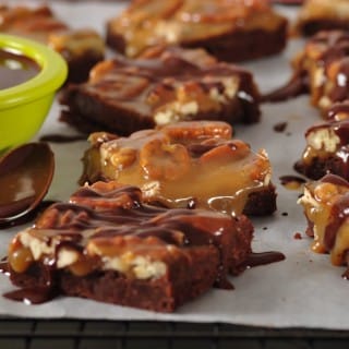 Look At These Yummy Looking Turtle Brownies