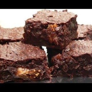 How To Make Yummy Snicker Brownies