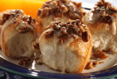 Thumbnail for Delicious Pecan Orange Pull Apart Bread Rolls