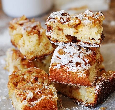 How About Making These Easy Apple Squares
