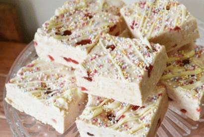 Thumbnail for Yummy Custard Cream Biscuit Bars