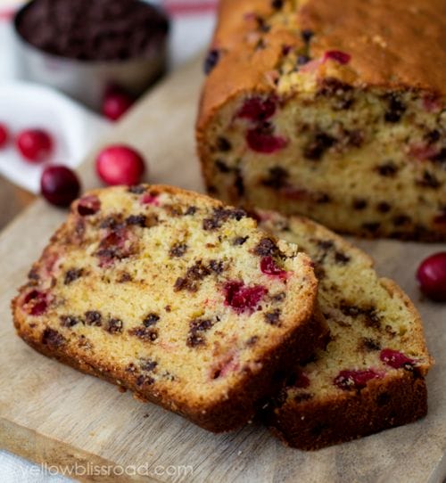 A Really Amazing Recipe For This Cranberry Chocolate Chip Bread