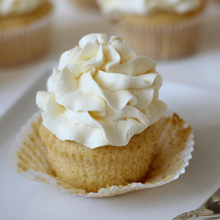 How To Make Perfect Vanilla Cupcakes