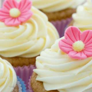 How To Make White Buttercream Frosting Recipe