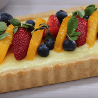 A Really Easy To Make Fruit Tart In 15 minutes