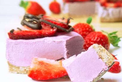 Thumbnail for A Healthy Strawberry Cheesecake Recipe That Is Dairy Free & Gluten Free