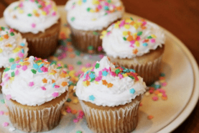 Thumbnail for A Really Great 7 Minute Frosting Recipe To Make