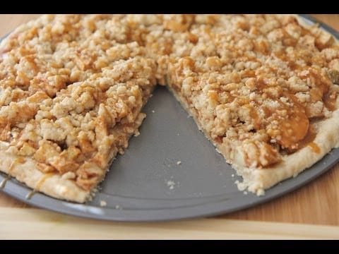 A Delicious Caramel Apple Crisp Dessert Pizza Recipe