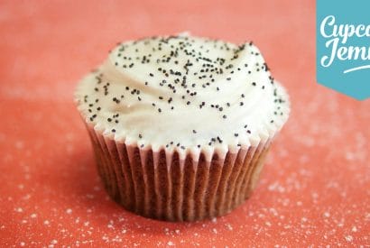 Thumbnail for A Lovely Carrot Cake Cupcake Recipe