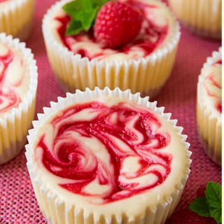Amazing Raspberry Swirl Cheesecake Cupcakes