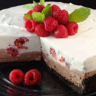 Raspberry Chocolate No-Bake Cheesecake