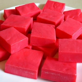 How To Make This Red Velvet Fudge Using Just 3 Ingredients